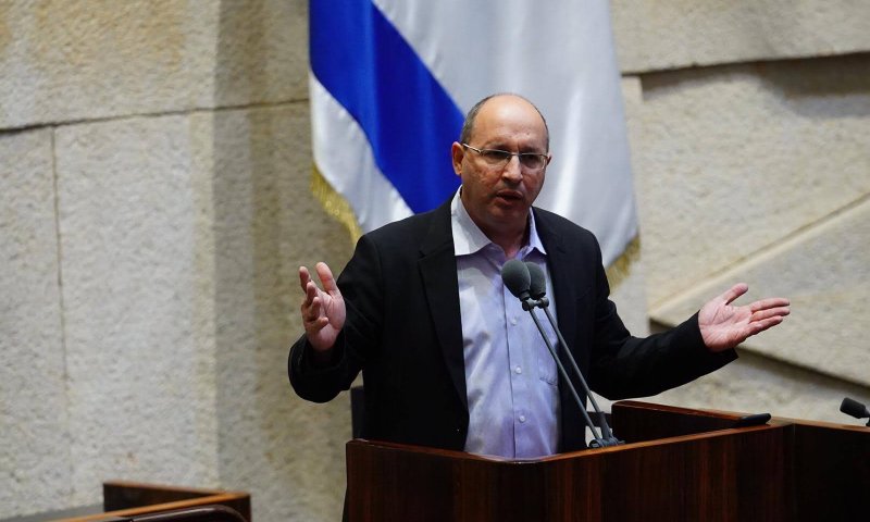 גורמים בכחול לבן: לפורשים אין מה לחפש אצלנו