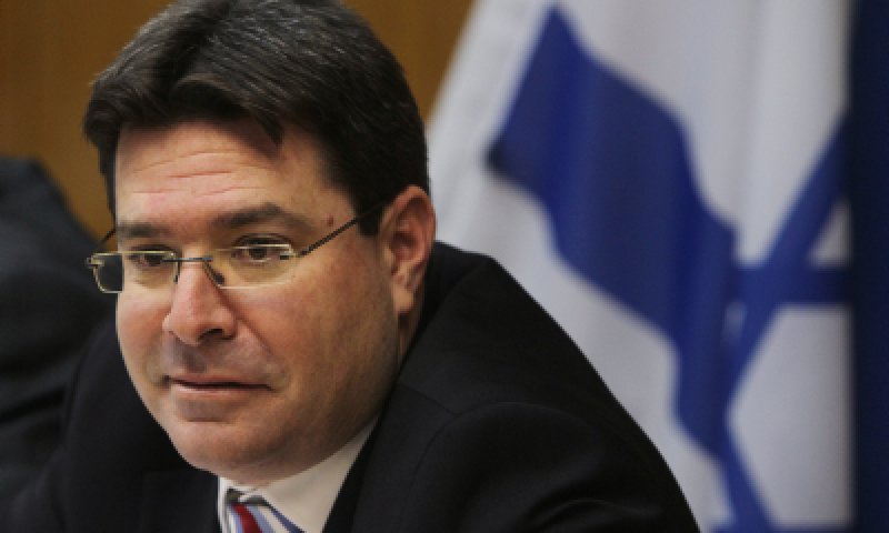 סגן השר אקוניס: הממשלה תתנגד לשחרור מחבלים