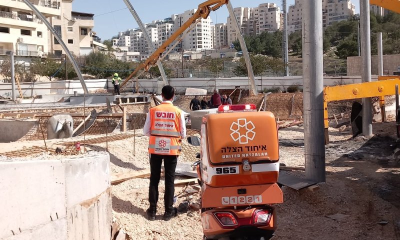 טרגדיה בירושלים: נקבע מותו של פועל שנפל מגובה