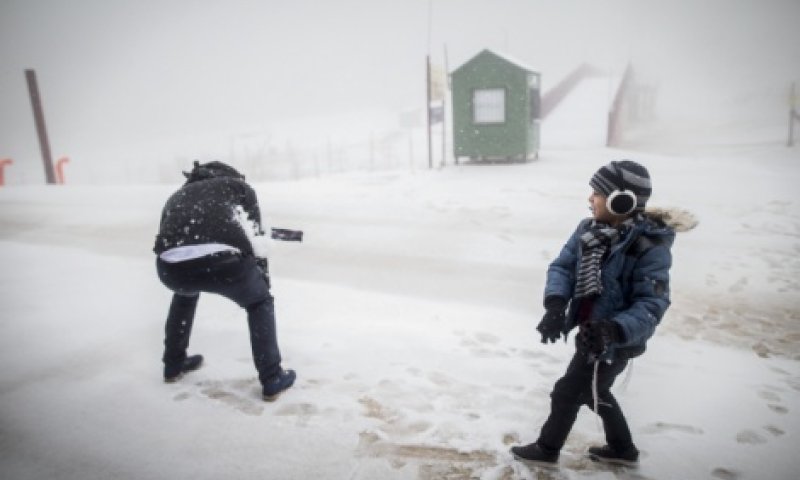 שלג החל לרדת בחרמון ובצפת, בירושלים ממתינים