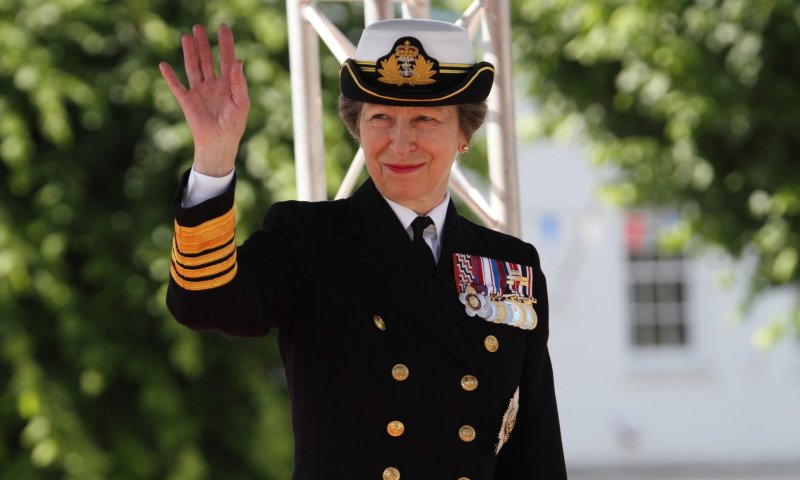 בעקבות תאונת רכיבה: הנסיכה אן אושפזה בבית החולים