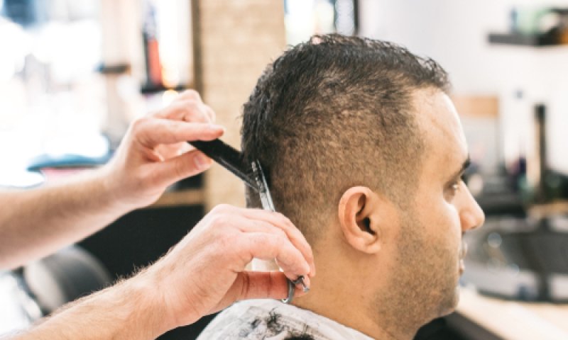 מסתפרים בבית? זה מה שאתם צריכים לדעת