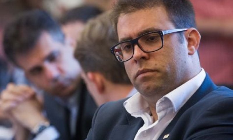 חזן תוקף: "מישהו השקיע מליונים על הראש שלי"