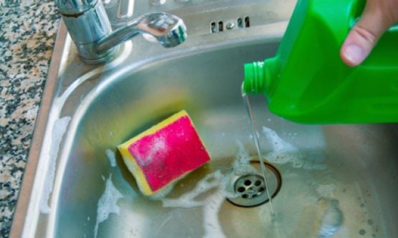 ריקול לחומר הניקוי שיש בכל בית: להפסיק להשתמש לאלתר