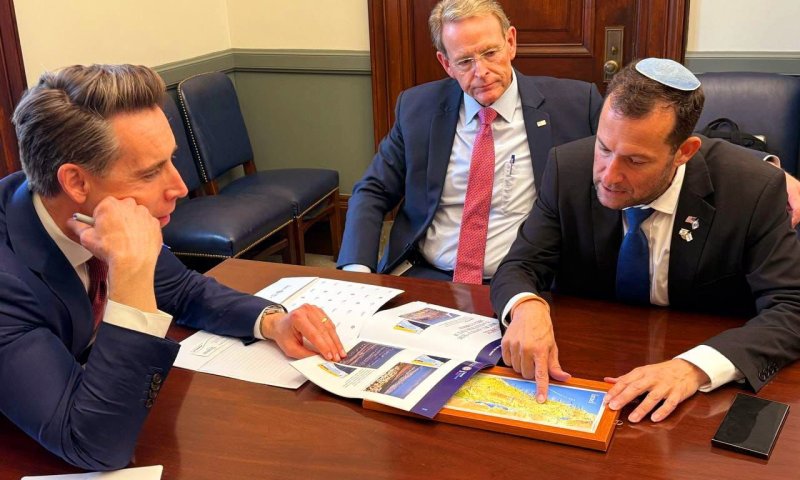 תמיכה חסרת תקדים מסנאטורים אמריקאים: "לישראל זכויות באיו"ש"