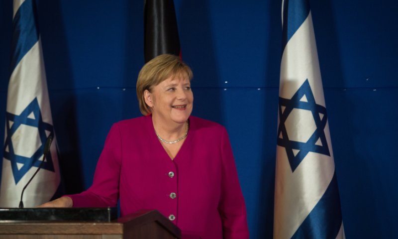 לאחר 18 שנה: אנגלה מרקל הודיעה על פרישה