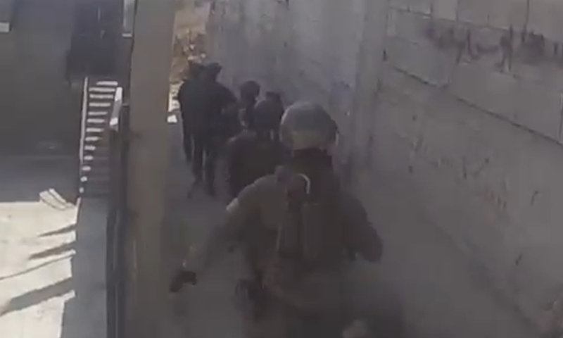 צפו: מעצר המבוקשים בג'נין ממצלמת הלוחם