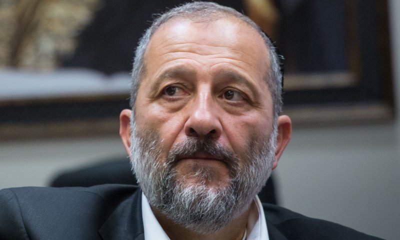 סקר דרמטי: לפיד נוסק, בנט רק רביעי, ש"ס נמחקת