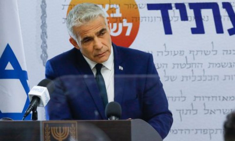 לפיד: אם כולם יגלו אחריות, אפשר תוך שבוע לסגור הכל