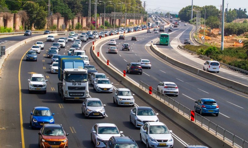 נהגים שימו לב: כביש החוף לכיוון דרום ייחסם לתנועה