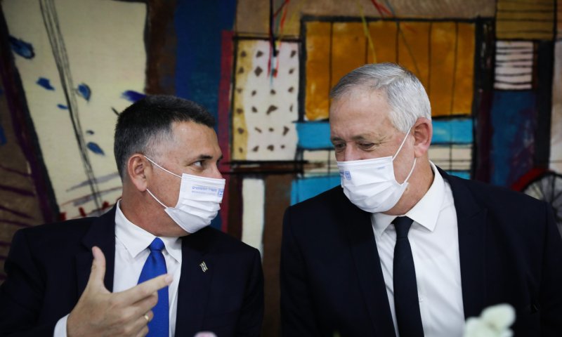 מה אפשר ללמוד מהחיבור של גנץ וסער?