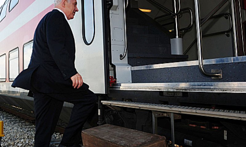 היסטוריה בשדרות: חונכים תחנת רכבת ראשונה