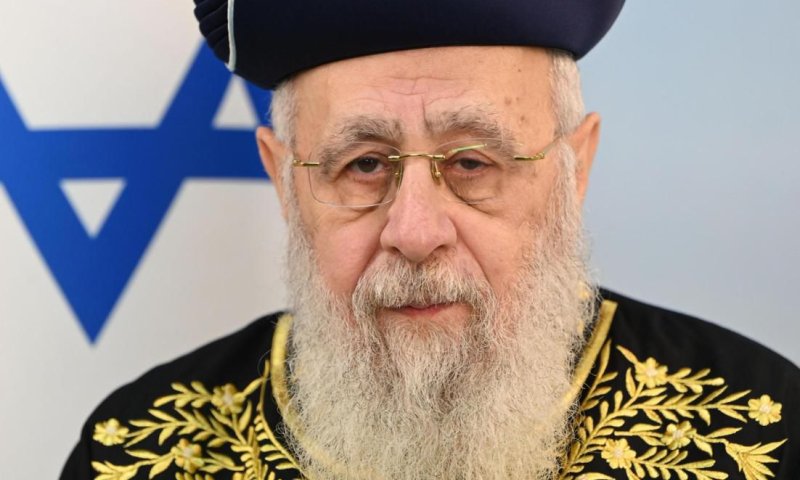 הרב יוסף מגיב לזכייתו: "טוב שהפרס בוטל השנה"