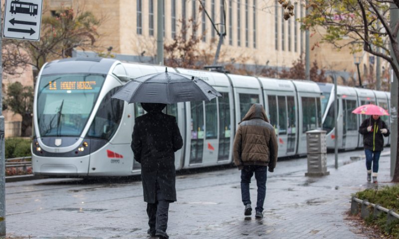 הלימודים בירושלים יחלו הבוקר בשעה 9:00
