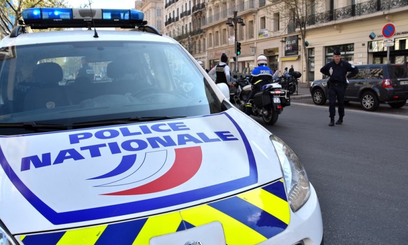 צרפת: שלוש צעירות מוסלמיות נעצרו בחשד לתכנון פיגוע