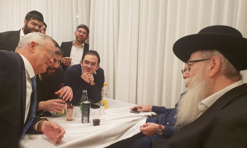 בלי לפיד: פגישת גנץ ליצמן בליל פיזור הכנסת