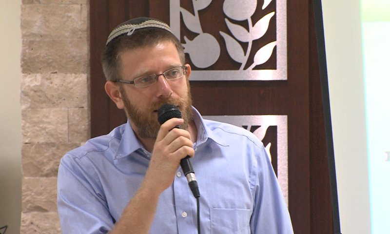 מילים: הרב קוק. לחן אליעזר שמידוב. צפו