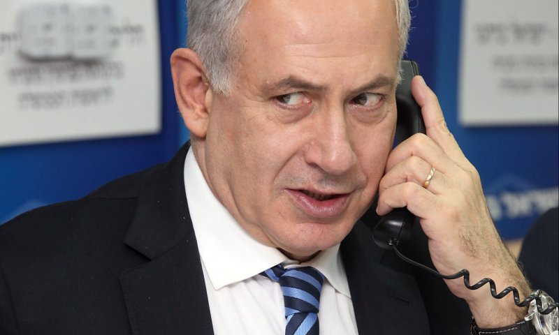 האם נתניהו התחדש לראשונה בסמארטפון?