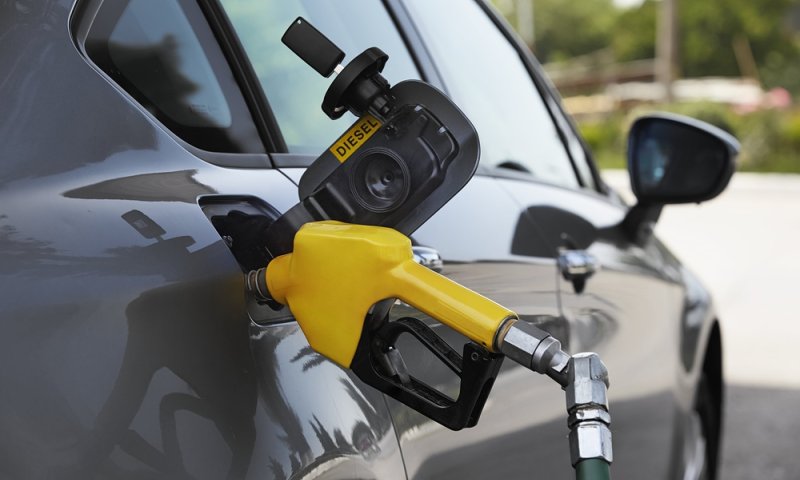 בשורה לנהגים: במוצאי שבת צניחה במחירי הדלק