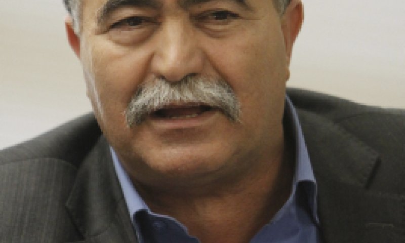 פרץ: נתניהו צריך לבחור בין הימין הקיצוני להקפאת הבנייה