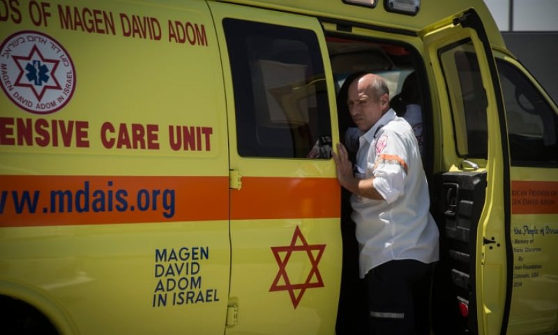 פיגוע דקירה בלוד: ערבי דקר יהודי בדרך לתפילה