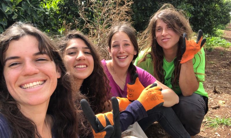 מפלגת 'ימינה' לטובת מתנדבי האגודה להתנדבות