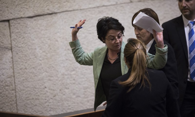 בוקר: "הדם של הלל על הידיים של זועבי"