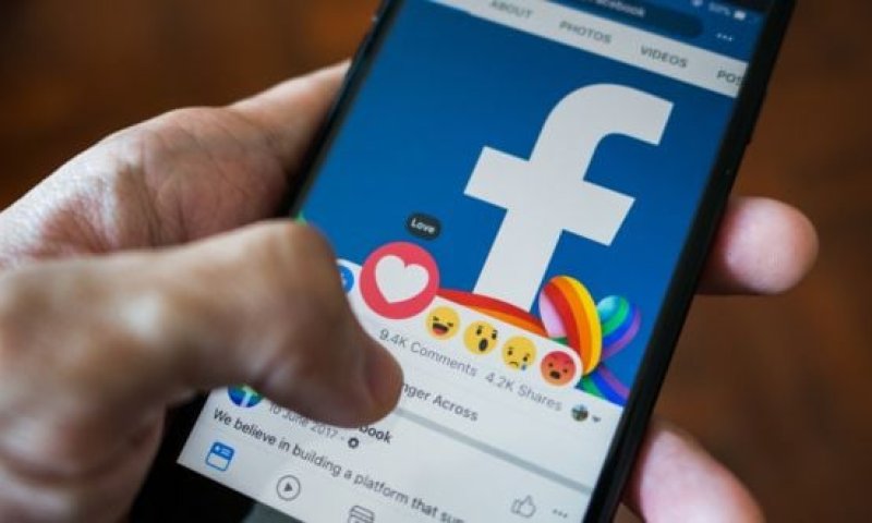 פייסבוק במדיניות חדשה: תכנים מכחישי שואה יוסרו