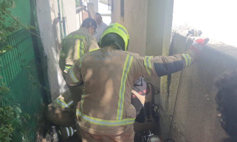 חילוץ מורכב: הרוג ופצוע קשה נוסף בנפילה לבור ביוב