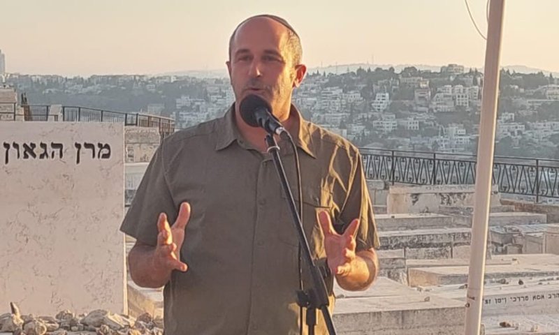 קינג באזכרה לרב קוק: 'לא ניתן לפגוע בביטחון המדינה'