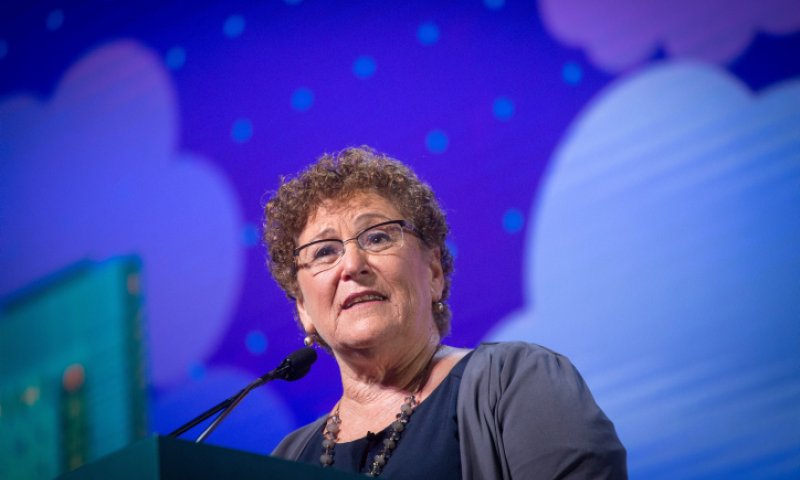 סערה בעקבות מאמר באתר הארץ על מרים פרץ: 'מבחיל'