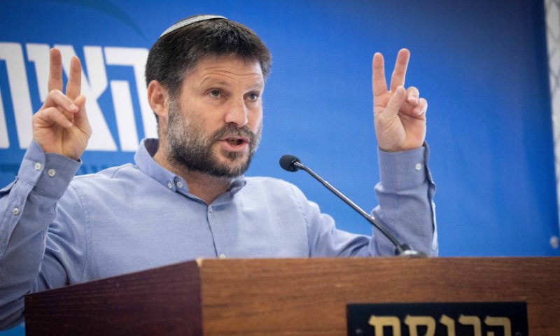 אחרי החשיפה של עמית סגל: מתקפה על בנט ושקד