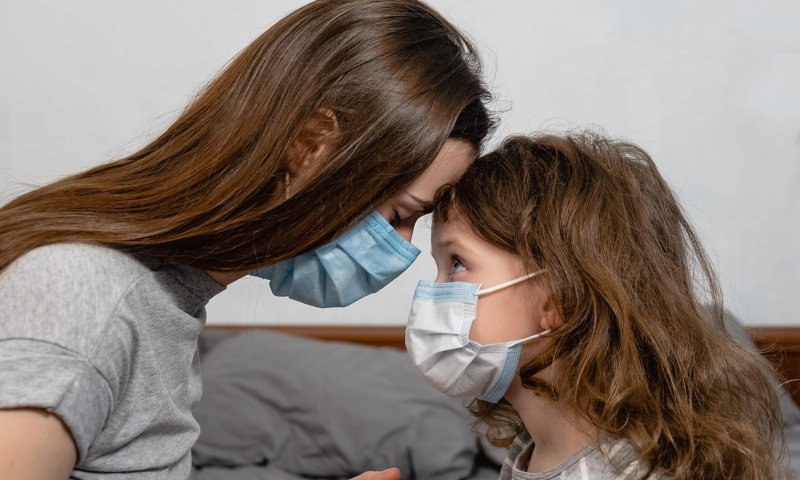 הילדה אובחנה חיובית &ndash; איך להגיד לה את זה?