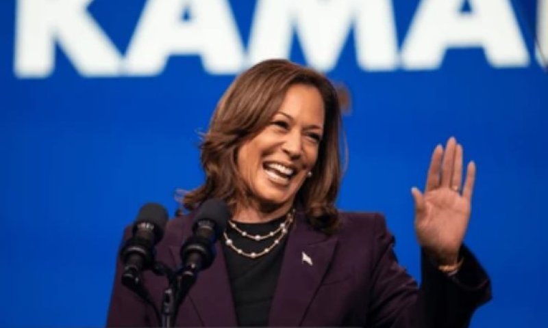 גם בפוקס ניוז: קמלה האריס מובילה במדינות המפתח