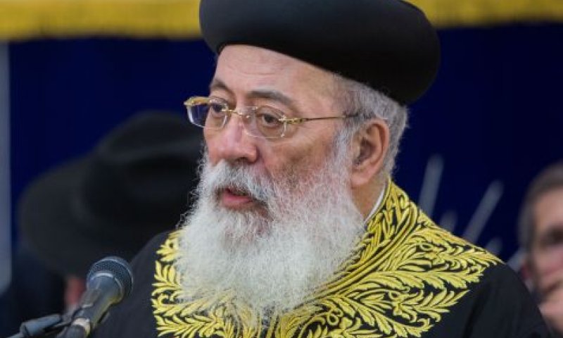 דרמה: בגלל פסק של הרב עמאר, אבי הסרבן ישוחרר