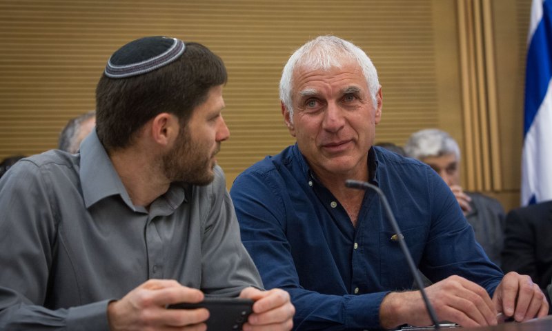 "מקווה שבנט לא יתקפל גם בנושא המנהרות"