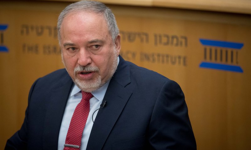 יאיר גולן או בן גביר? | את מי ליברמן מעדיף? האזינו