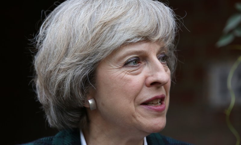 לבריטניה יש ראשת ממשלה חדשה