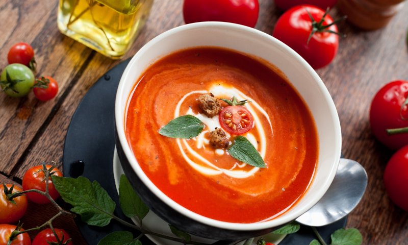 להרגיש את החורף: מתכון למרק עגבניות מנצח