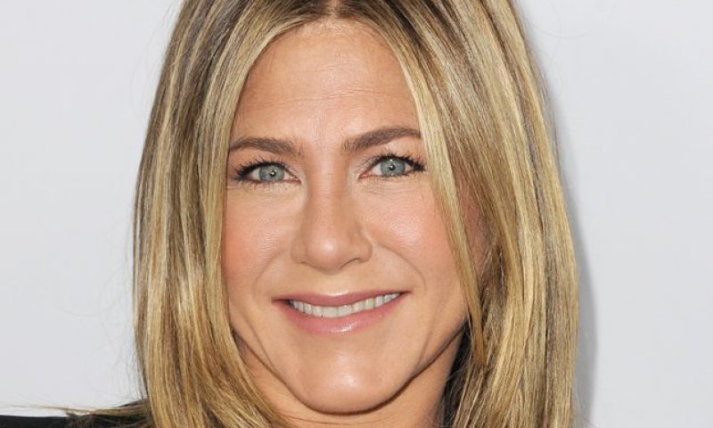 מפורסמים במסכה: קמפיין עולמי שיגרום לכם ללכת עם