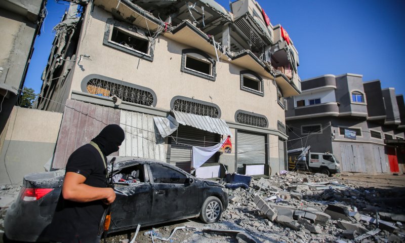 ישראל מזהירה את חמאס: "אם תצטרפו- נפיל בניינים"