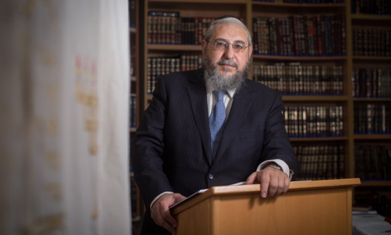 הרב אליהו זייני טועה ומטעה | תגובה