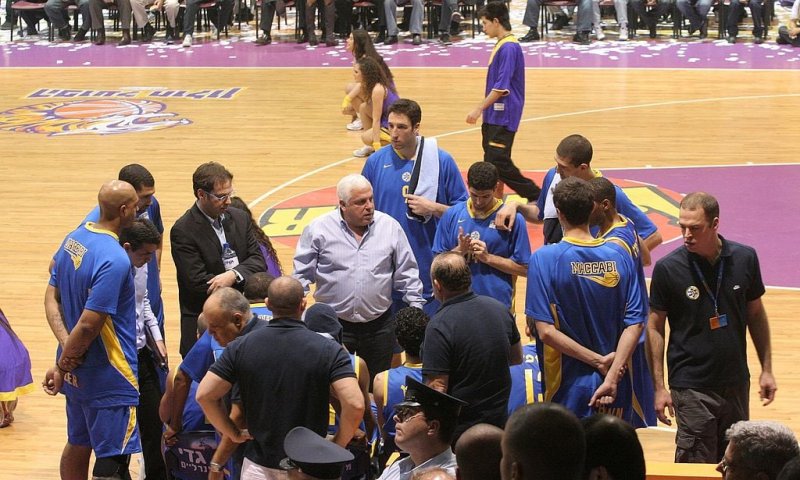 מכחיש את יום הולדתו ושיאן תארים: פיני גרשון חוגג 71