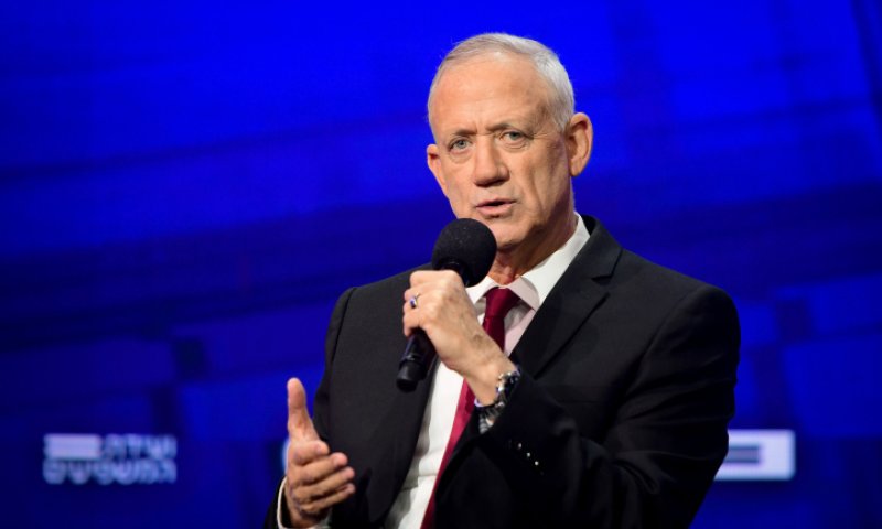 אחרי מעל לעשור: בני גנץ ייפגש עם הנשיא ארדואן