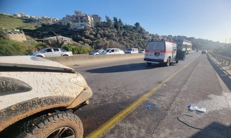 כבישים אדומים: בת 11 נפצעה קשה לאחר שנפגעה מרכב