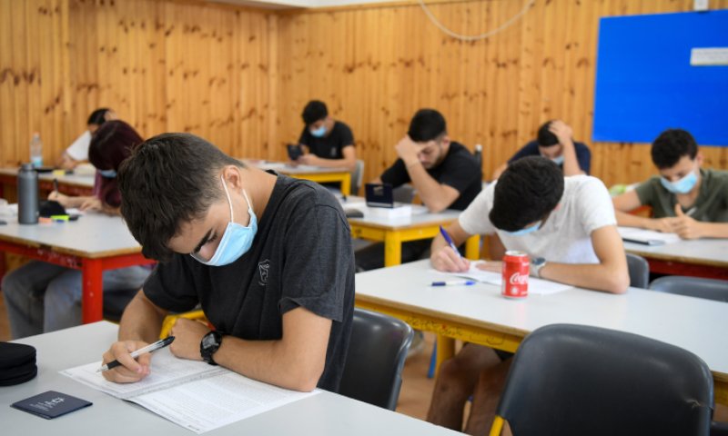 גלנט קבע: גם בסגר- בחינות הבגרות יתקיימו במועדן