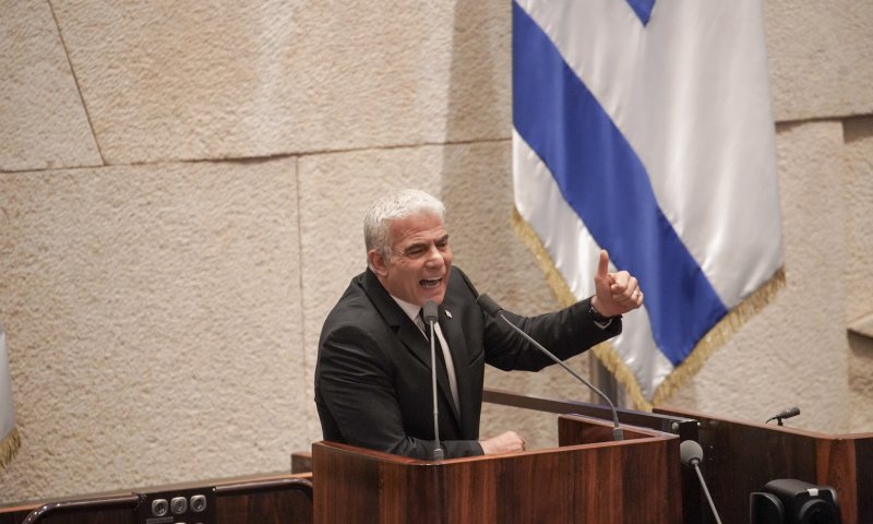 לפיד בפתח הדיון: "אנחנו לא רוצים לנצח אתכם"