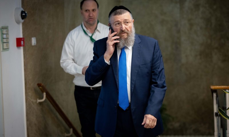 השר בן צור מבהיר: דבריי הוצאו מהקשרם