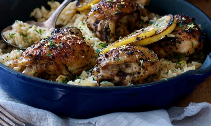 צפו: כך תבשלו ארוחה שלמה לשישי בסיר אחד