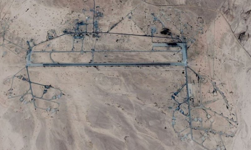 דיווח: הרוגים איראנים בתקיפת בסיס אווירי בסוריה